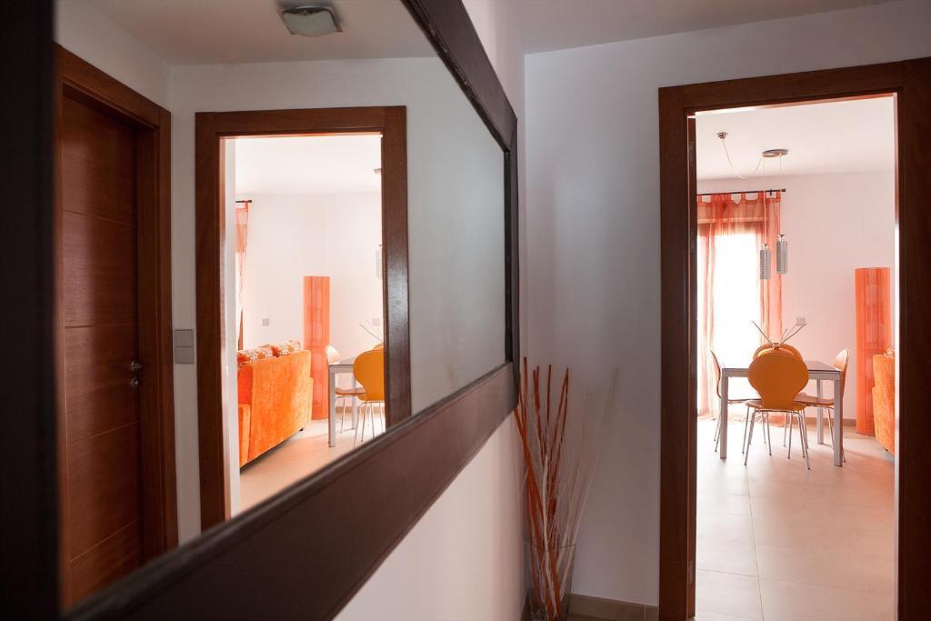 Real De Cartuja Apartments & Suites Granada Room photo